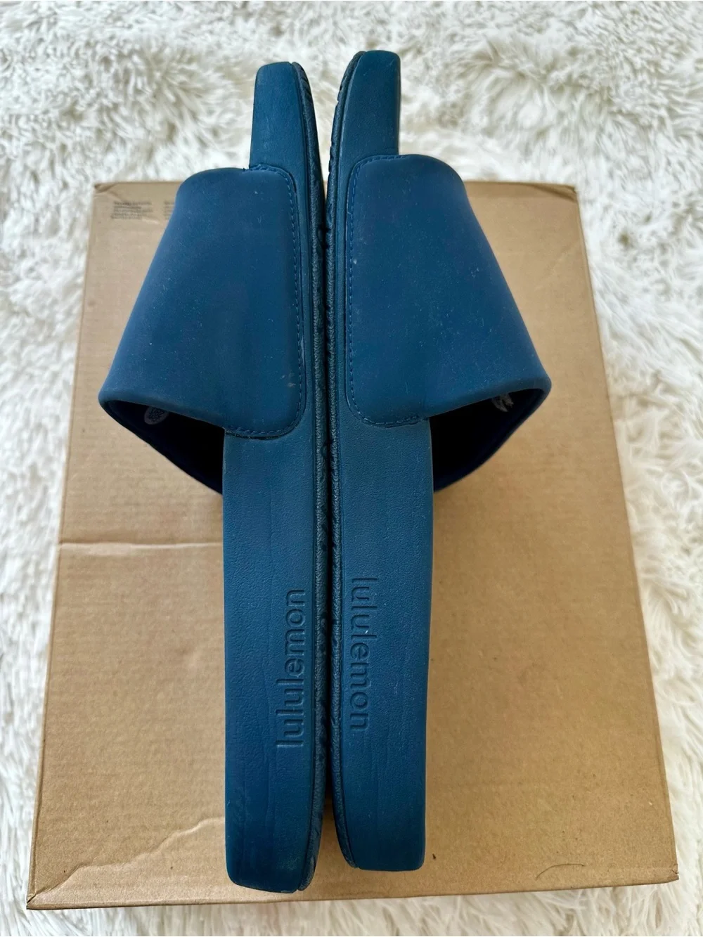 Lululemon Restfeel Slide Sandals Men’s 9 Blue Slip On Slides Casual Athletic